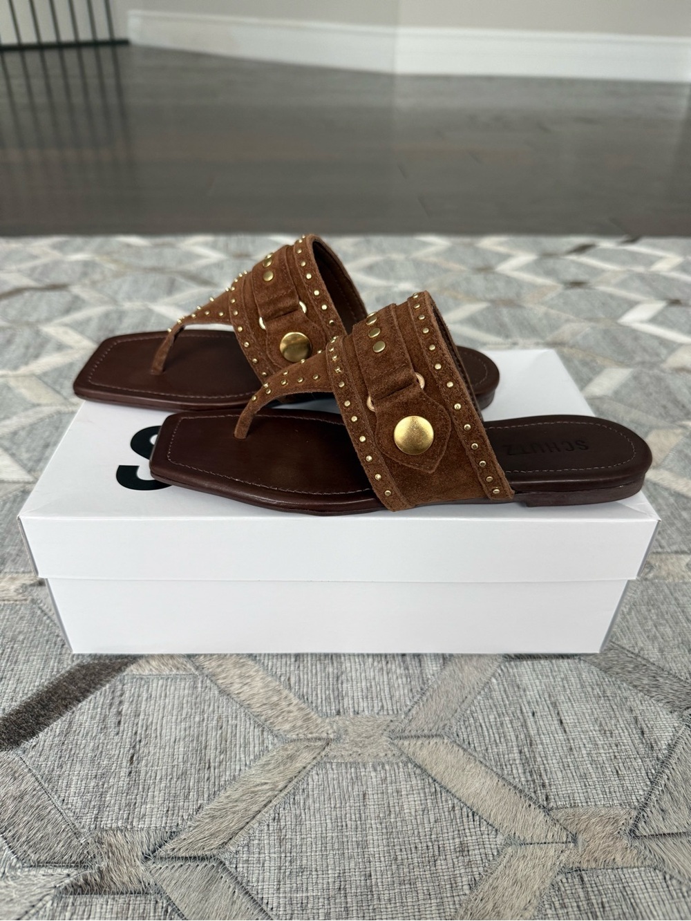 SCHUTZ Brown Suede Studded Thong Sandals